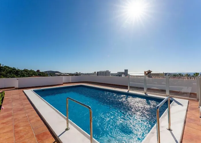 Evita Private Pool, Jacuzzi & Sea Views Адехе