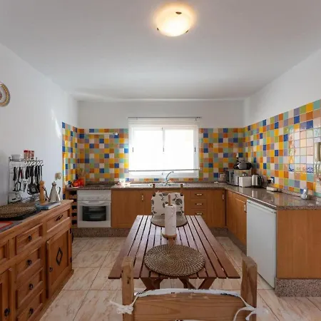 וילה Evita Private Pool, Jacuzzi & Sea Views *