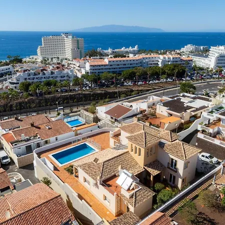 וילה Evita Private Pool, Jacuzzi & Sea Views